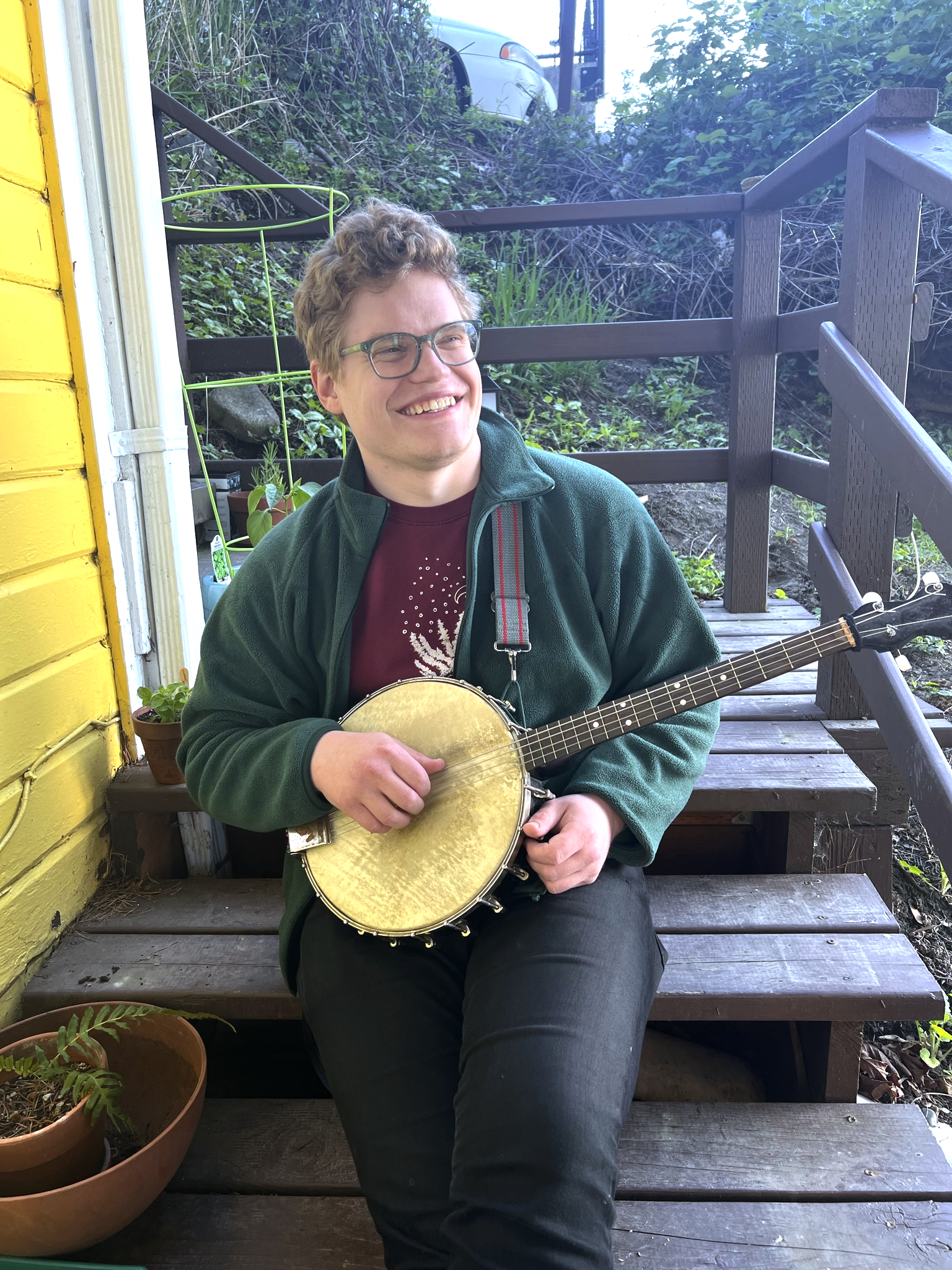 Cole Caron teaches guitar, piano, voice, and songwriting through In Home Music Mentor